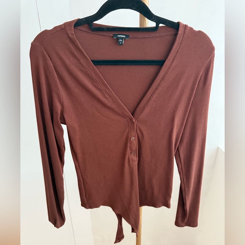 Express Ribbed Henley Bodysuit 
Size M
Worn 2x